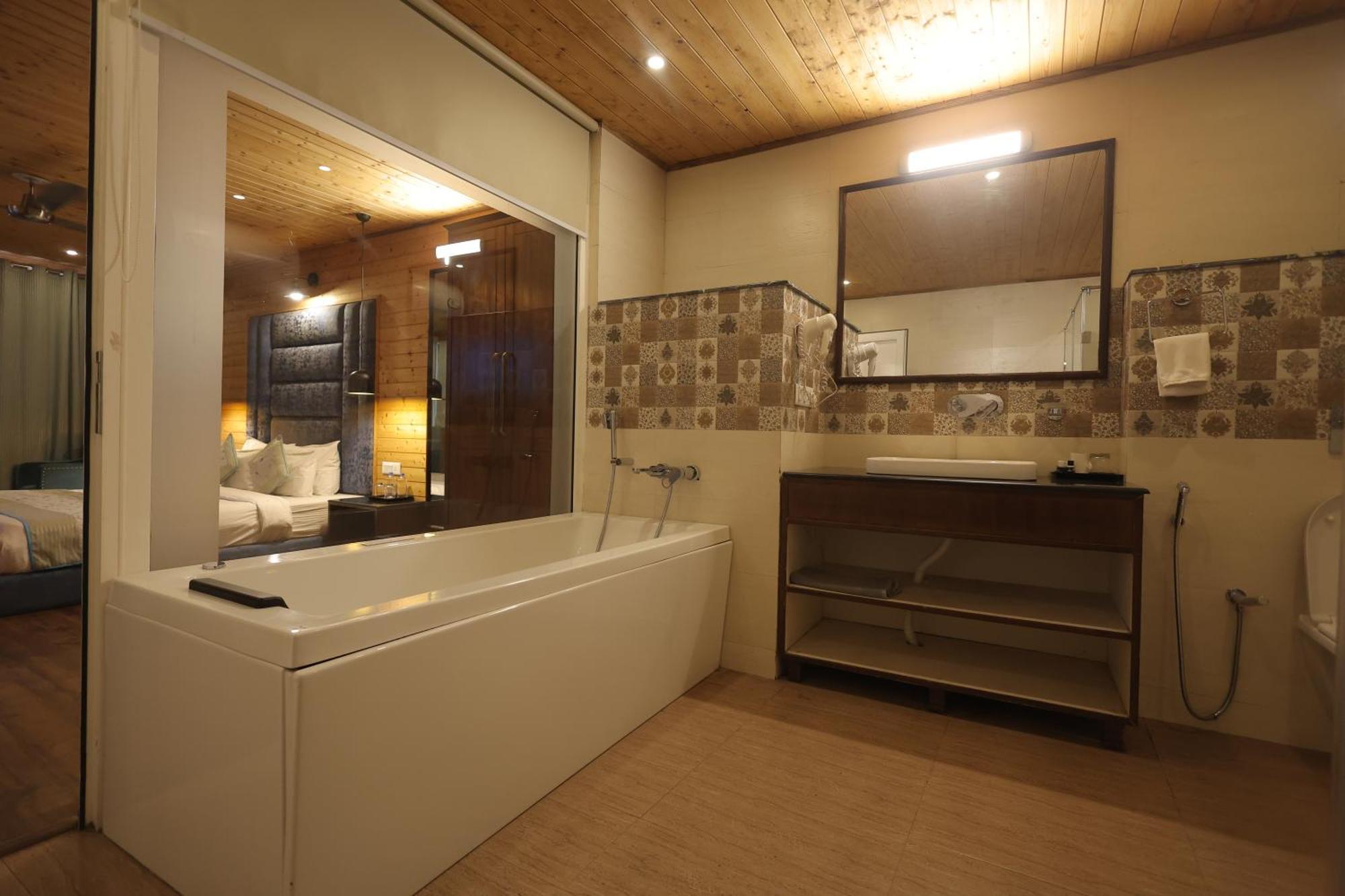 Winnies Holiday Resort & Spa Kasauli Exterior photo