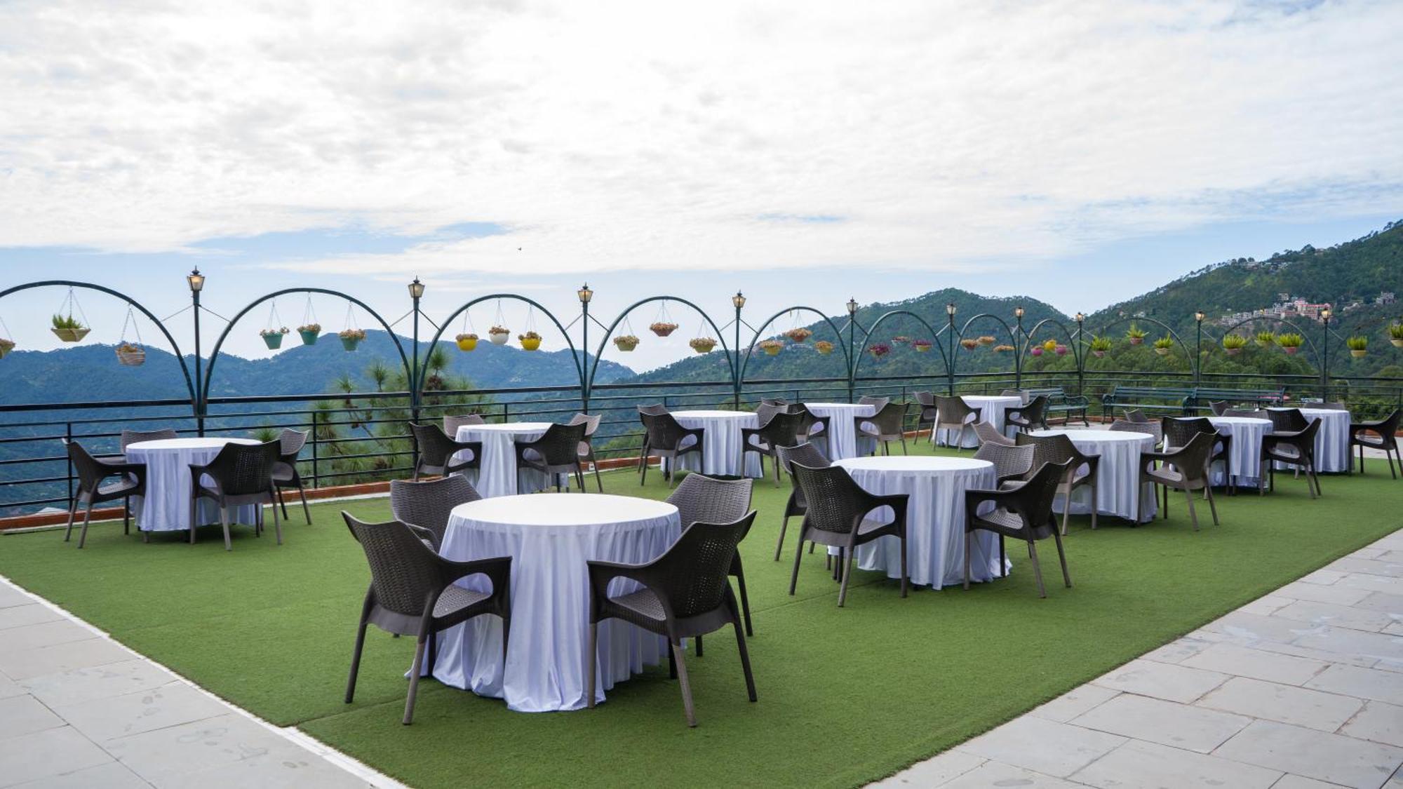Winnies Holiday Resort & Spa Kasauli Exterior photo