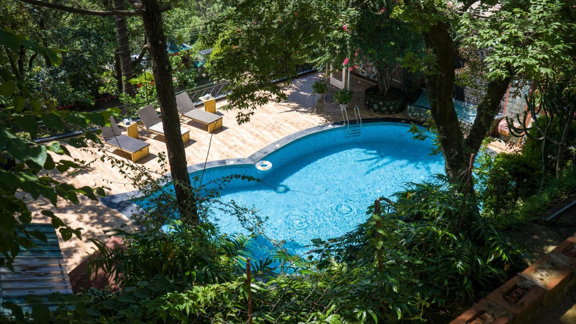 Winnies Holiday Resort & Spa Kasauli Exterior photo